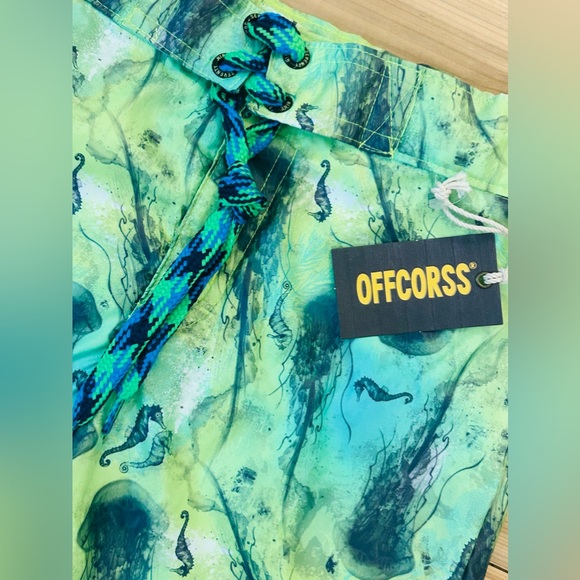 NEW OFFCORSS Boys Swim Trunks Size 10 Green Jellyfish and Seahorses NWT - Picture 3 of 14
